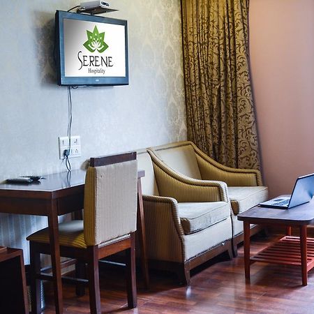 Serene Boutique Hotel Bangalore Eksteriør billede