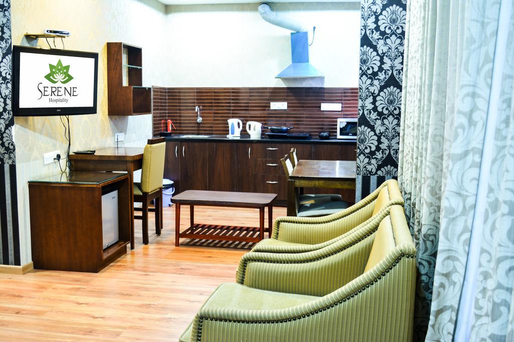 Serene Boutique Hotel Bangalore Eksteriør billede
